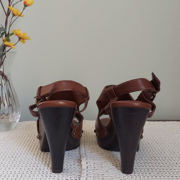 CHAPS SARISTA BROWN VEGAN LEATHER PEEP TOE HEELS (6B) - Picture 10 of 13